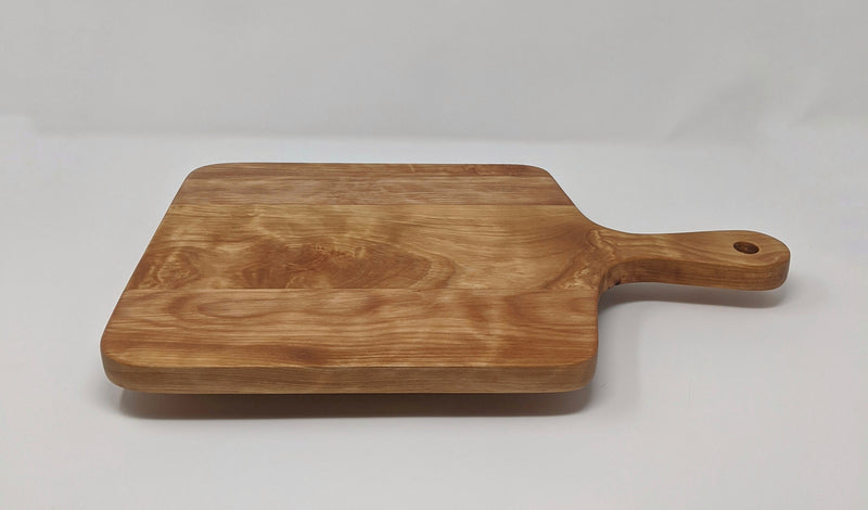 Solid 18" birch wood cutting board with paddle. - Eaglecreek Boards